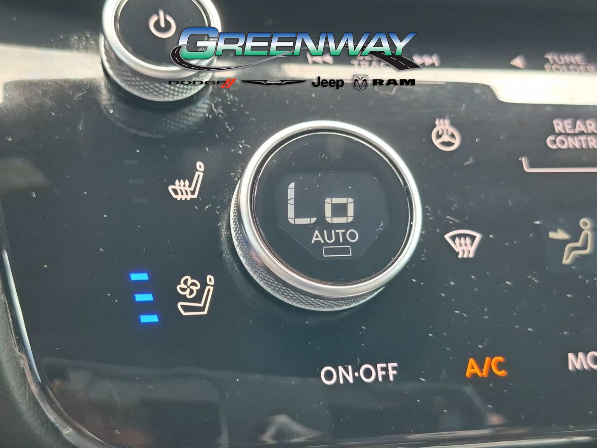 Used 2023 INFINITI QX60 Autograph w/ Cargo Package AWD/4WD image 19