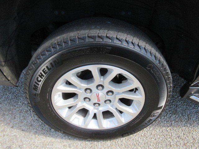 Used 2019 GMC Yukon SLT w/ Open Road Package image 12