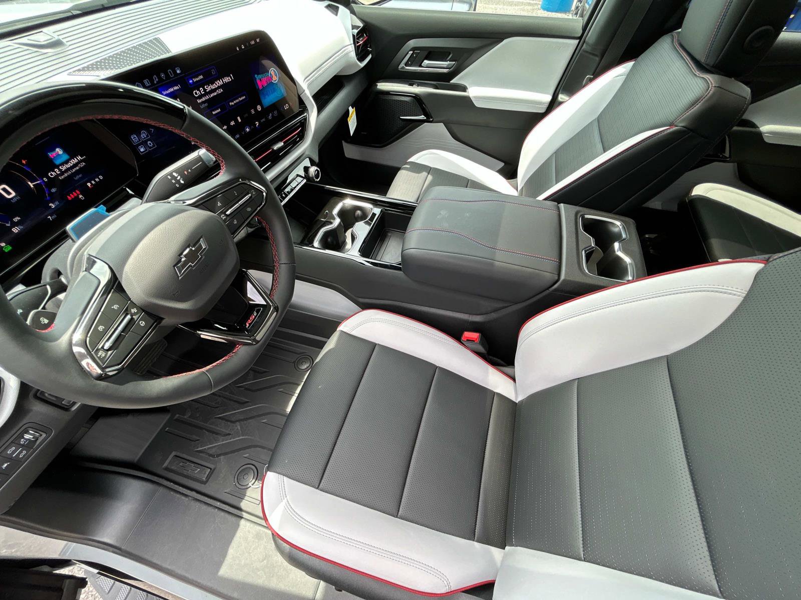 New 2025 Chevrolet Silverado EV RST image 10