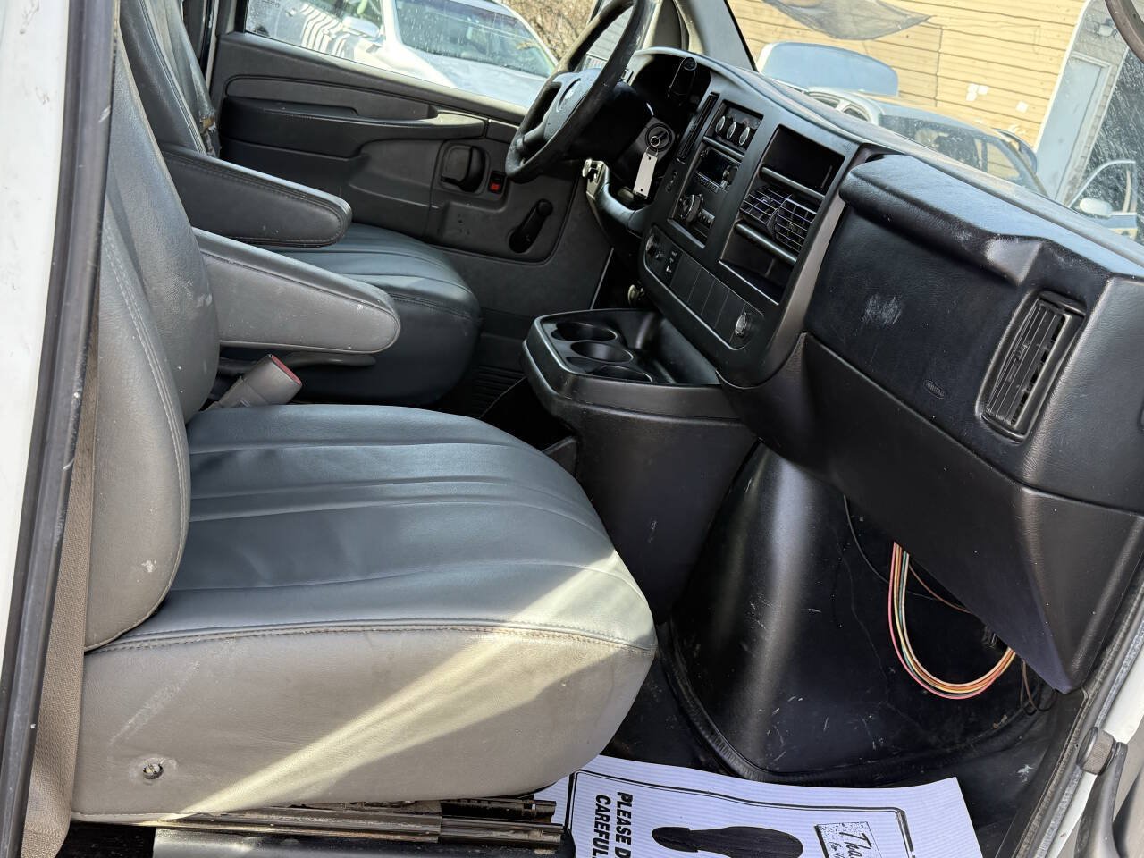 Used 2012 Chevrolet Express 2500 RWD image 8
