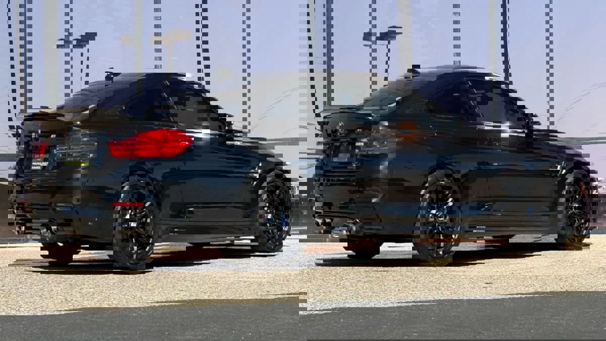 Used 2017 BMW M4 Coupe image 14