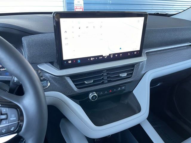 New 2026 Ford Explorer Platinum w/ LUX Leather Package AWD/4WD image 9
