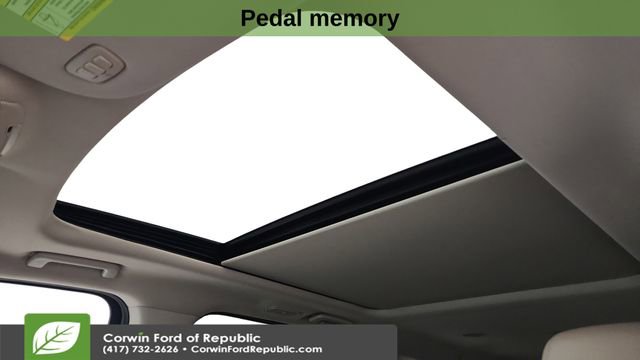 Used 2022 Ford Expedition Max Limited image 14