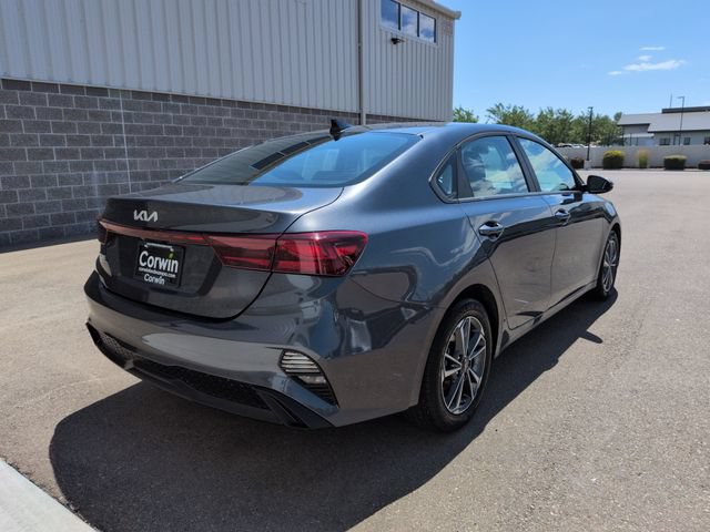 Used 2024 Kia Forte LXS w/ LXS Technology Package FWD image 3