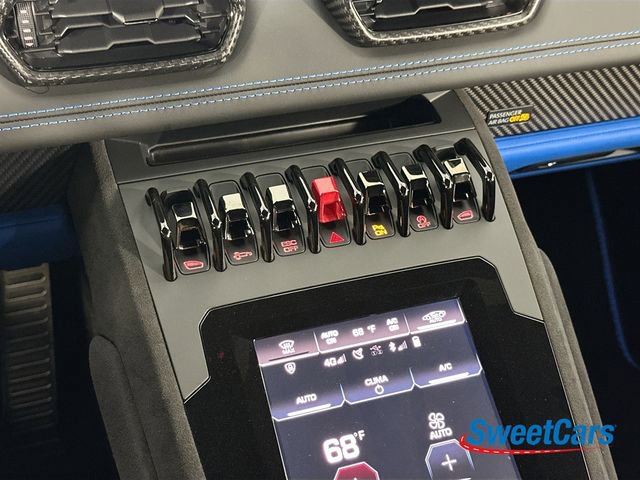Used 2023 Lamborghini Huracan Tecnica image 23