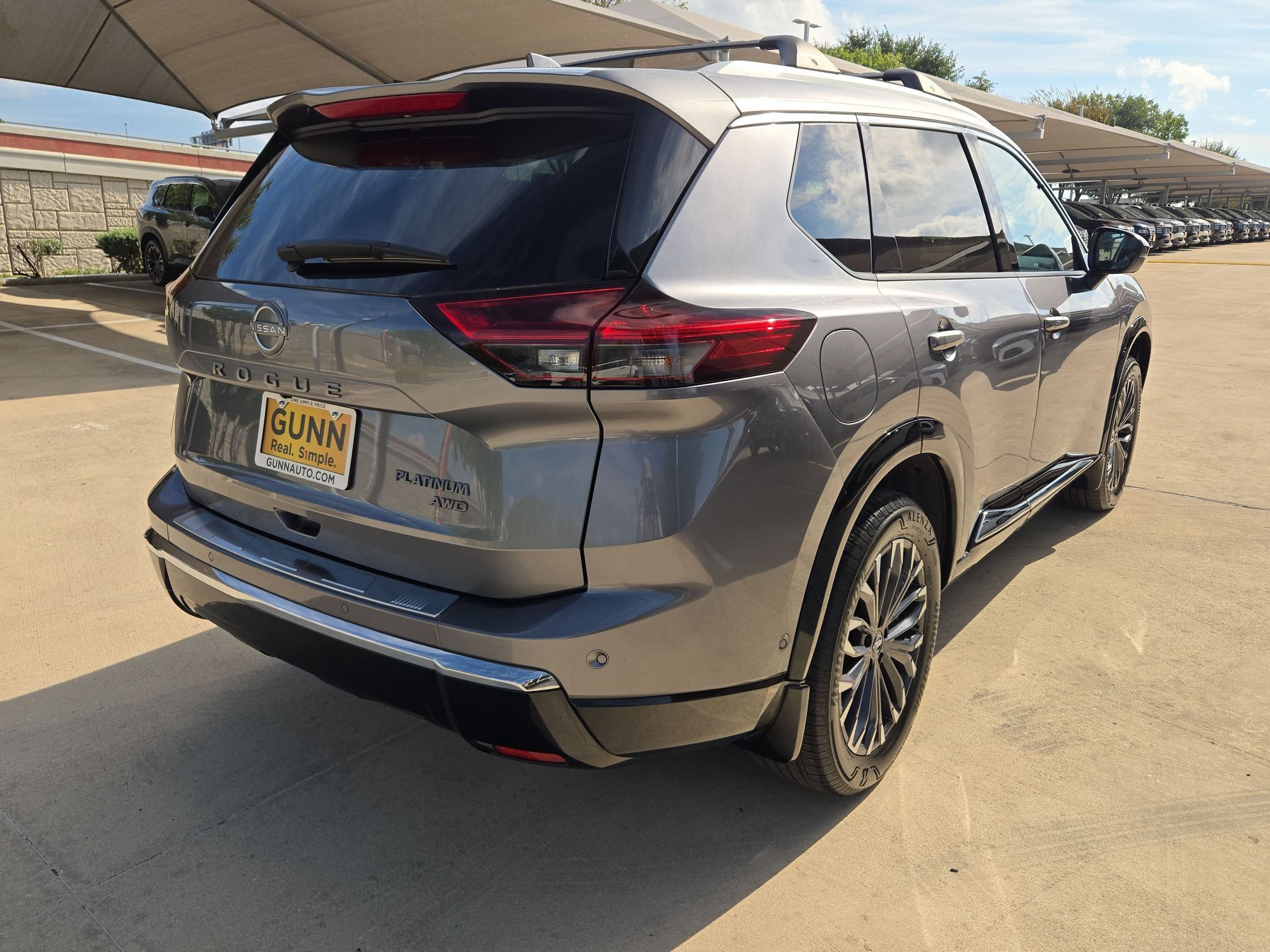 Certified 2026 Nissan Rogue Platinum w/ Platinum Premium Package AWD/4WD image 3