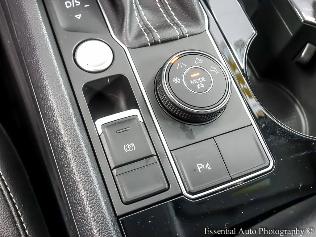 Used 2023 Volkswagen Atlas SE image 19