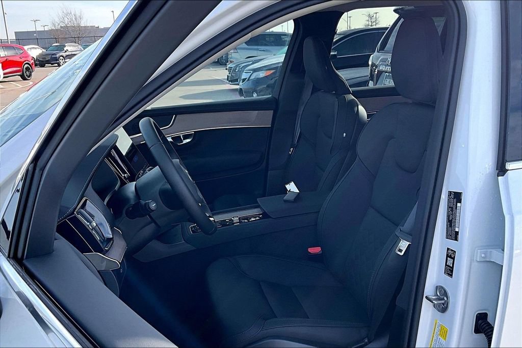 New 2026 Volvo XC90 B6 Core AWD/4WD image 27