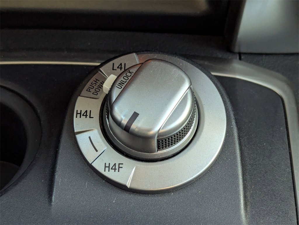 Used 2016 Toyota 4Runner Limited image 22