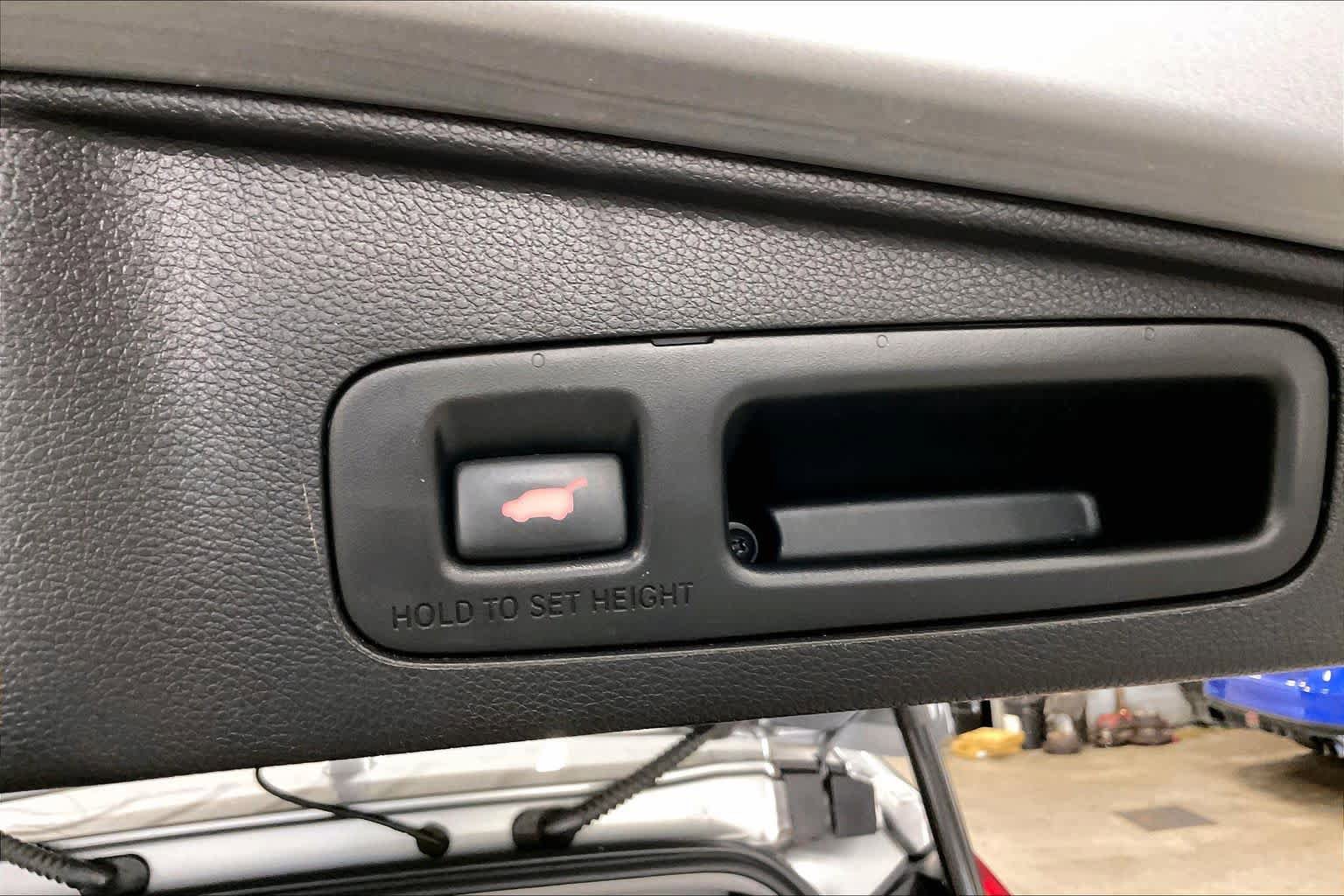 Used 2017 Honda CR-V Touring image 35