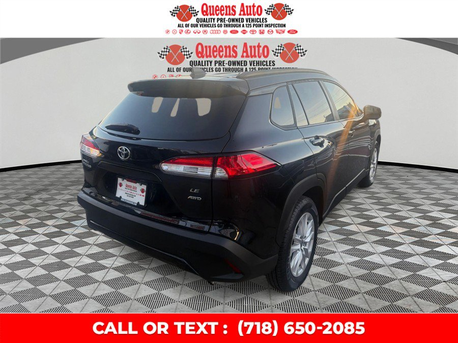 Used 2022 Toyota Corolla Cross LE AWD/4WD image 7
