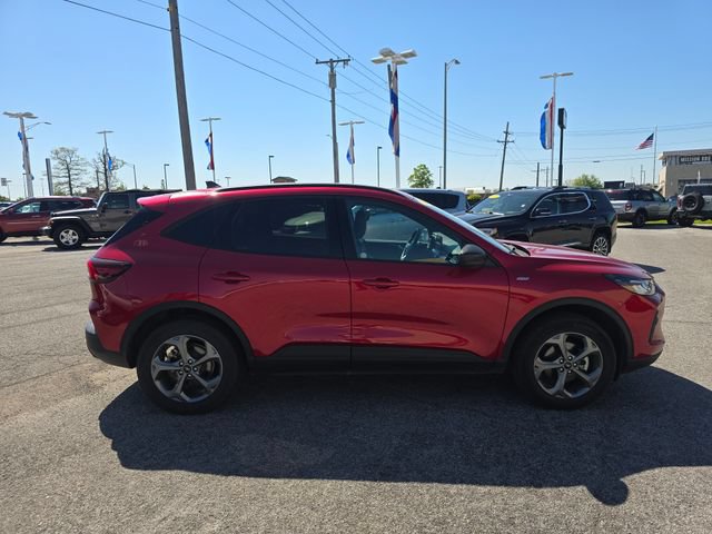 Used 2025 Ford Escape ST-Line AWD/4WD image 4