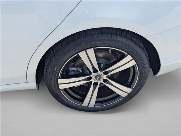 Certified 2025 Mercedes-Benz C 300 Sedan image 9