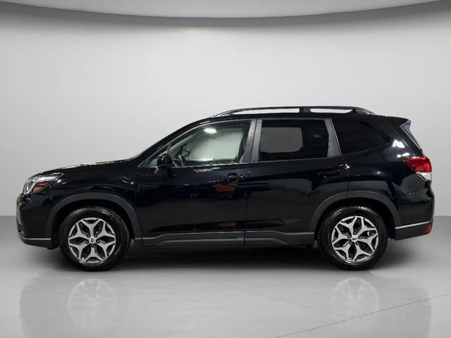 Used 2019 Subaru Forester Premium AWD/4WD image 7