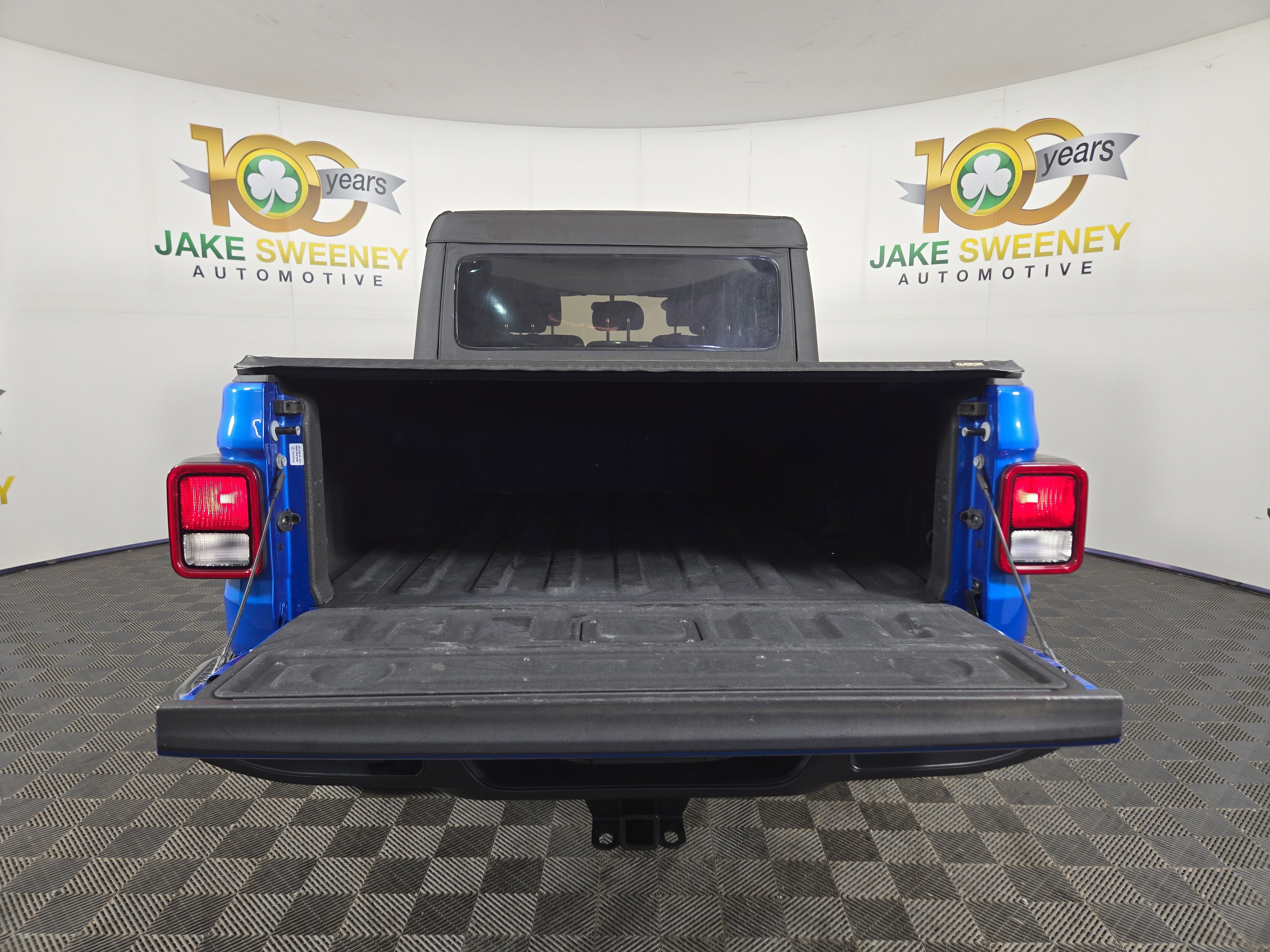 Used 2021 Jeep Gladiator Sport image 31