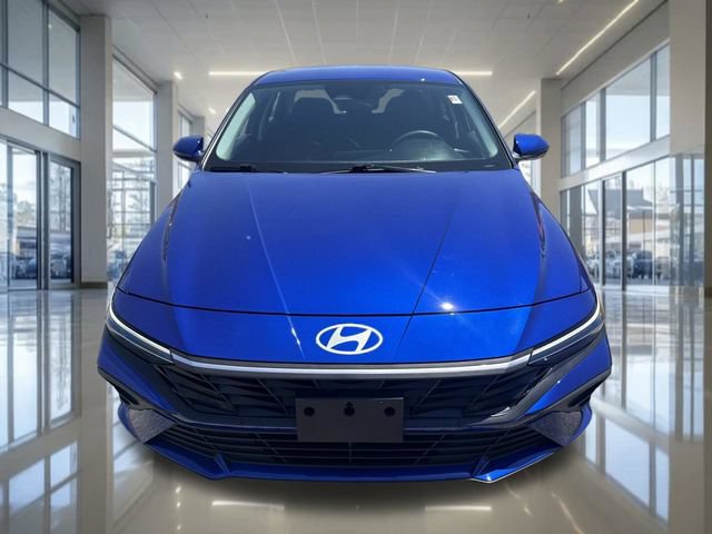 Certified 2024 Hyundai Elantra SEL FWD image 9