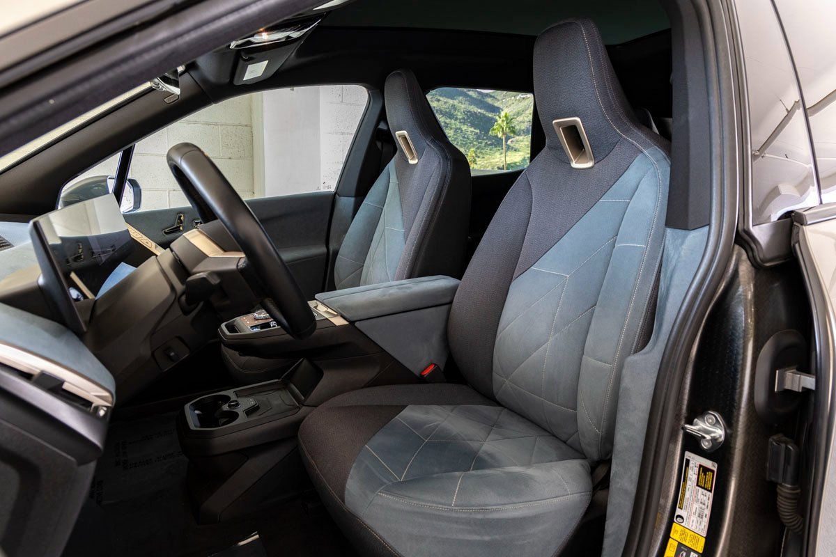 Certified 2023 BMW iX xDrive50 w/ Premium Package image 20