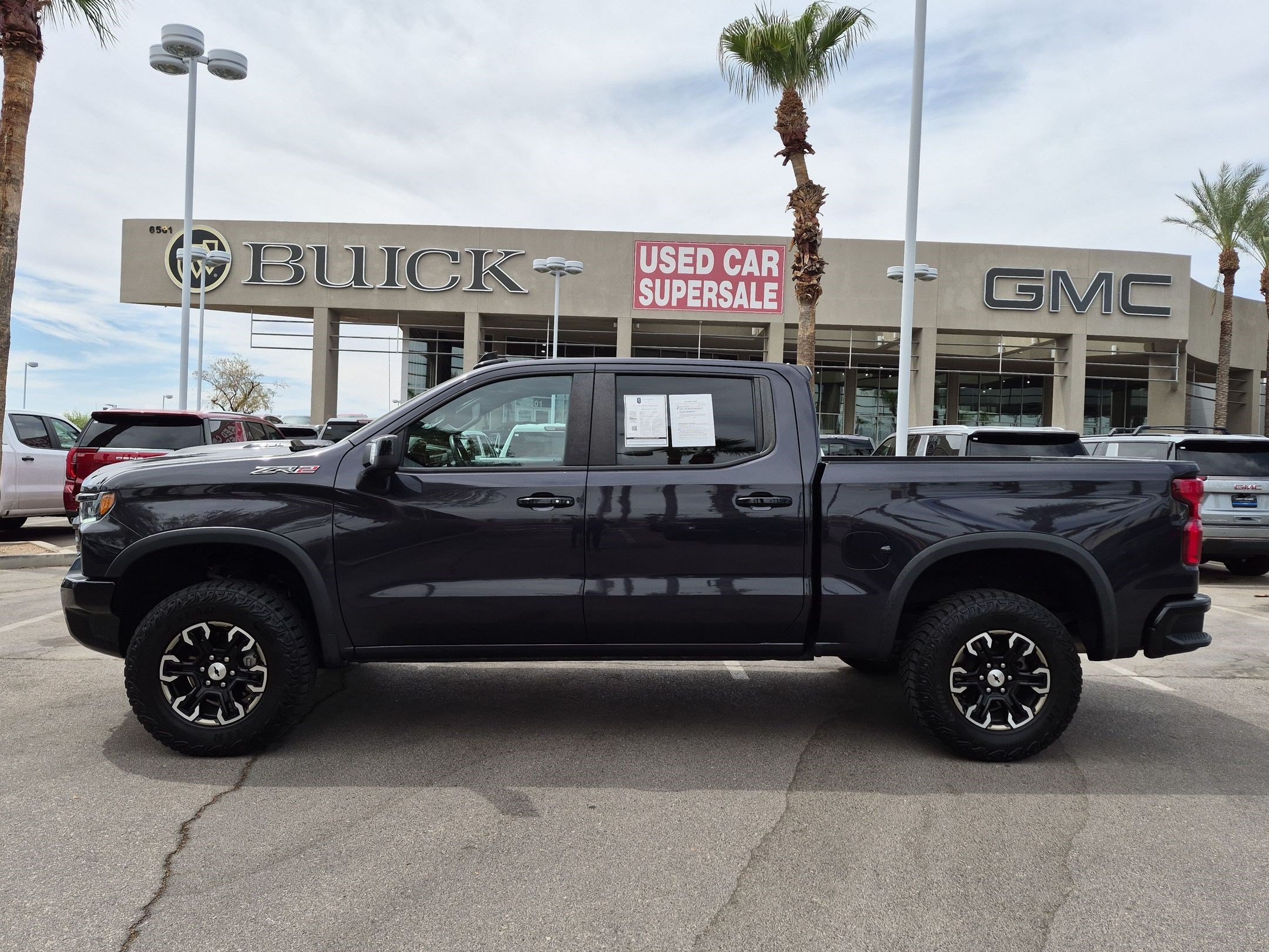 Certified 2022 Chevrolet Silverado 1500 ZR2 w/ Technology Package AWD/4WD image 2