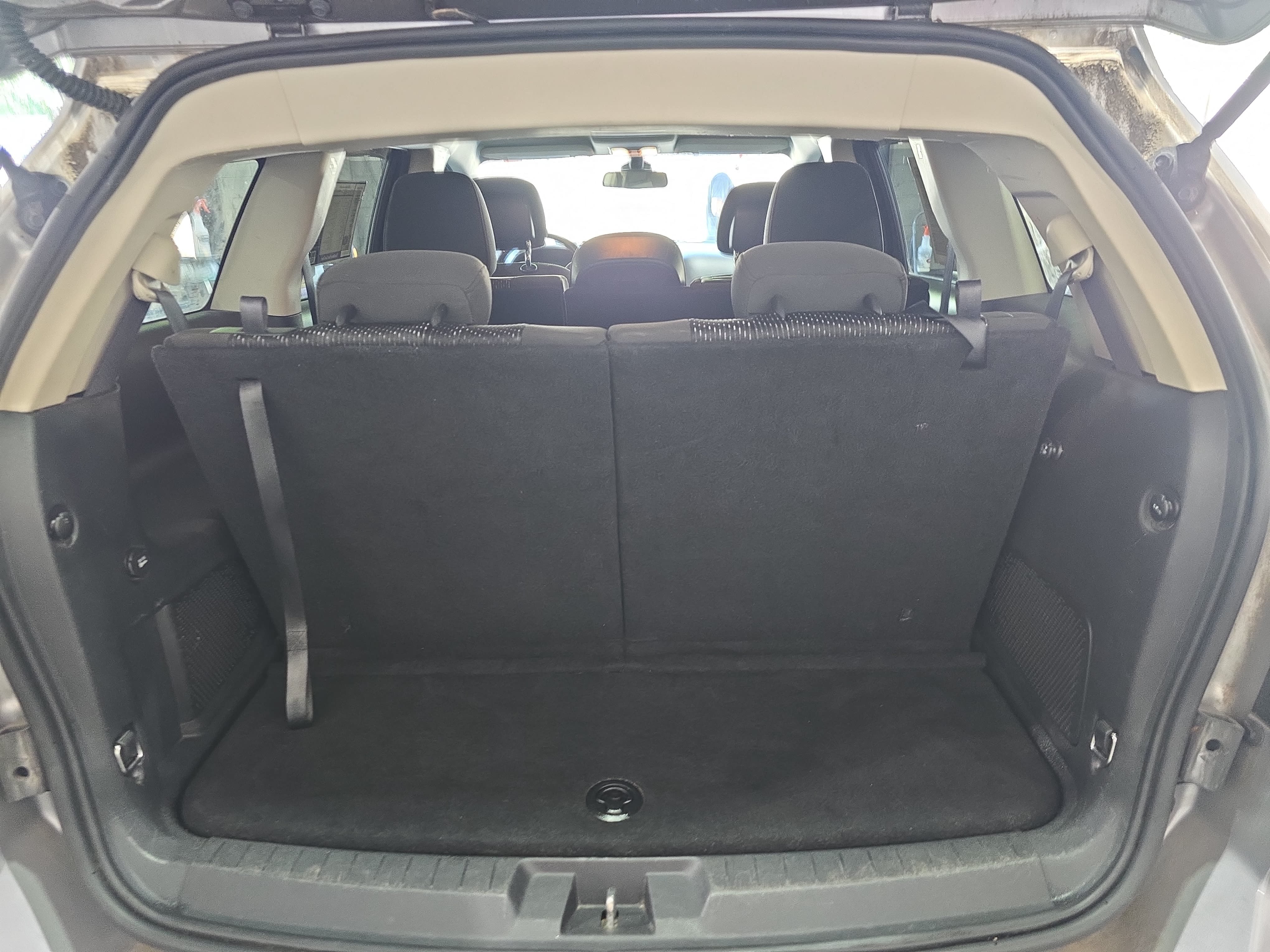 Used 2018 Dodge Journey SXT w/ Connectivity Group FWD image 13