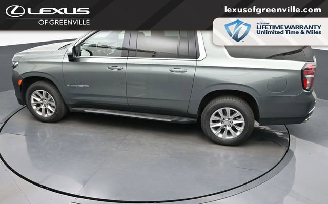 Used 2023 Chevrolet Suburban Premier AWD/4WD image 41