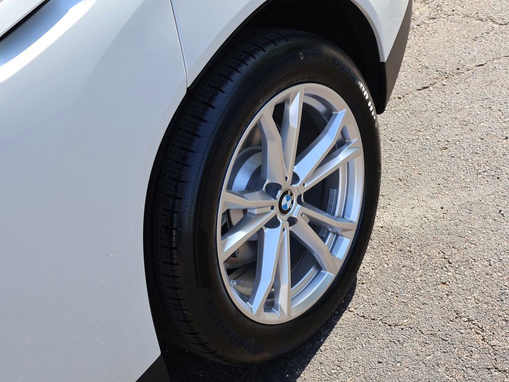 New 2025 BMW X3 xDrive30i w/ Convenience Package image 40