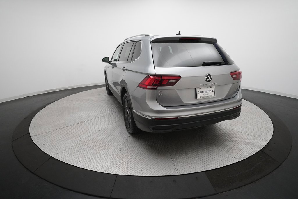 Used 2024 Volkswagen Tiguan SE image 35