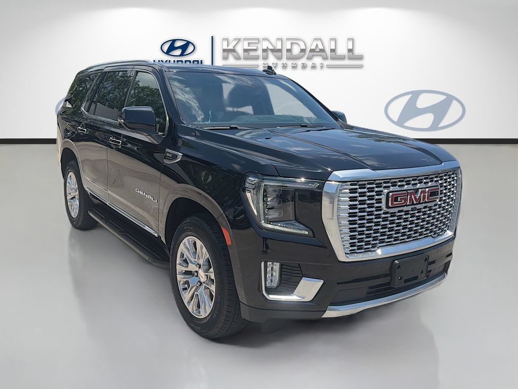Used 2023 GMC Yukon Denali AWD/4WD image 1