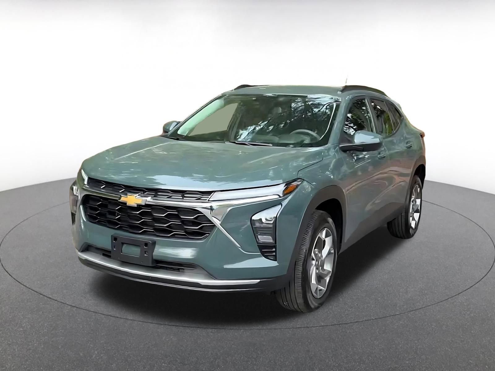 Used 2025 Chevrolet Trax LT image 7