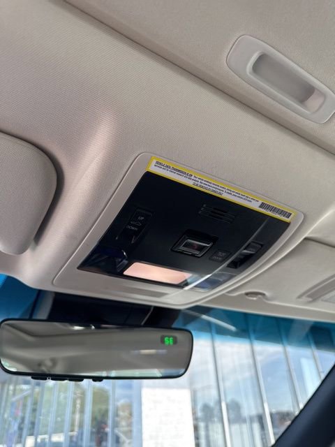 Used 2024 Lexus ES 300h w/ Premium Package image 17