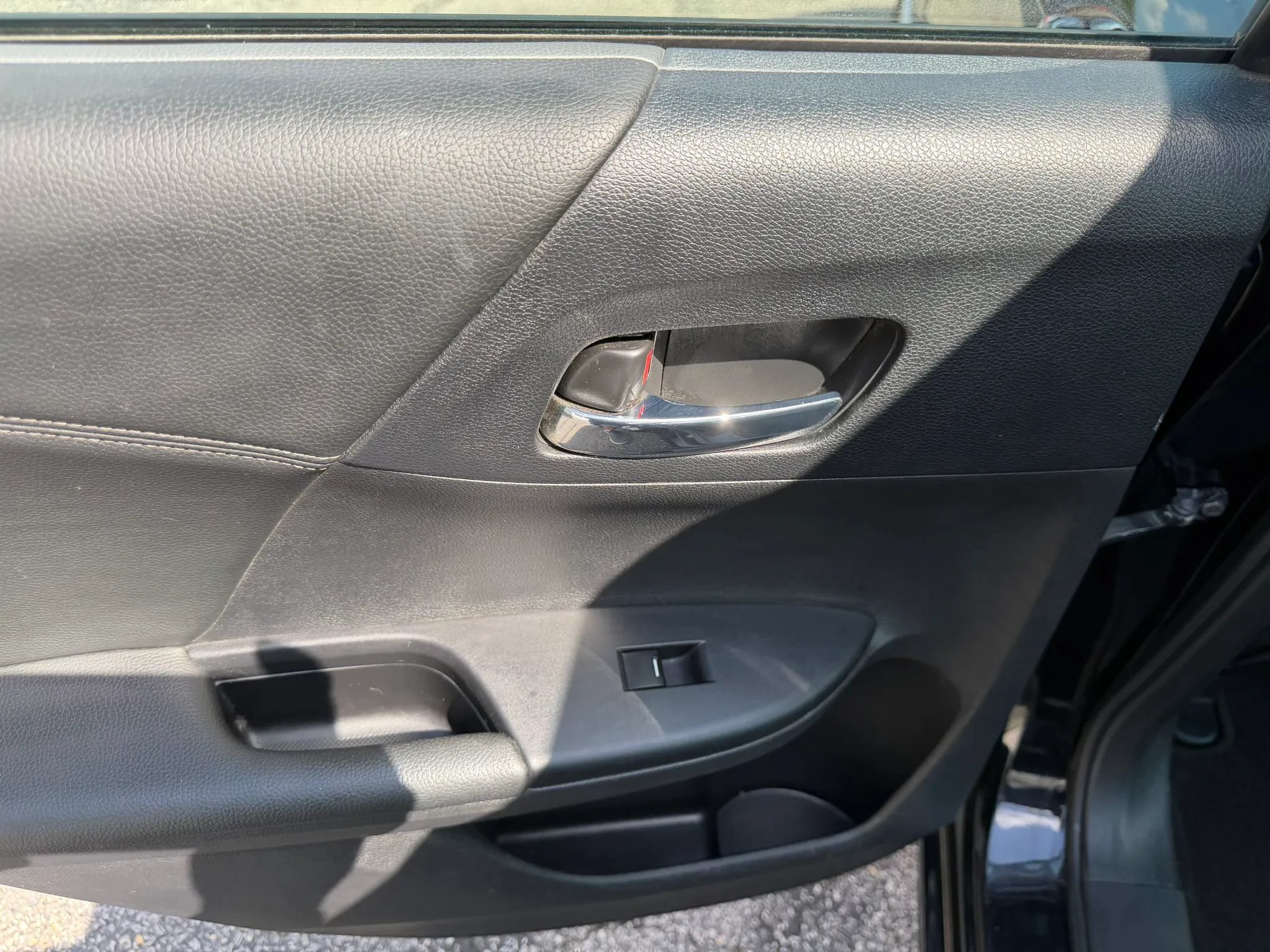 Used 2015 Honda Accord EX image 17