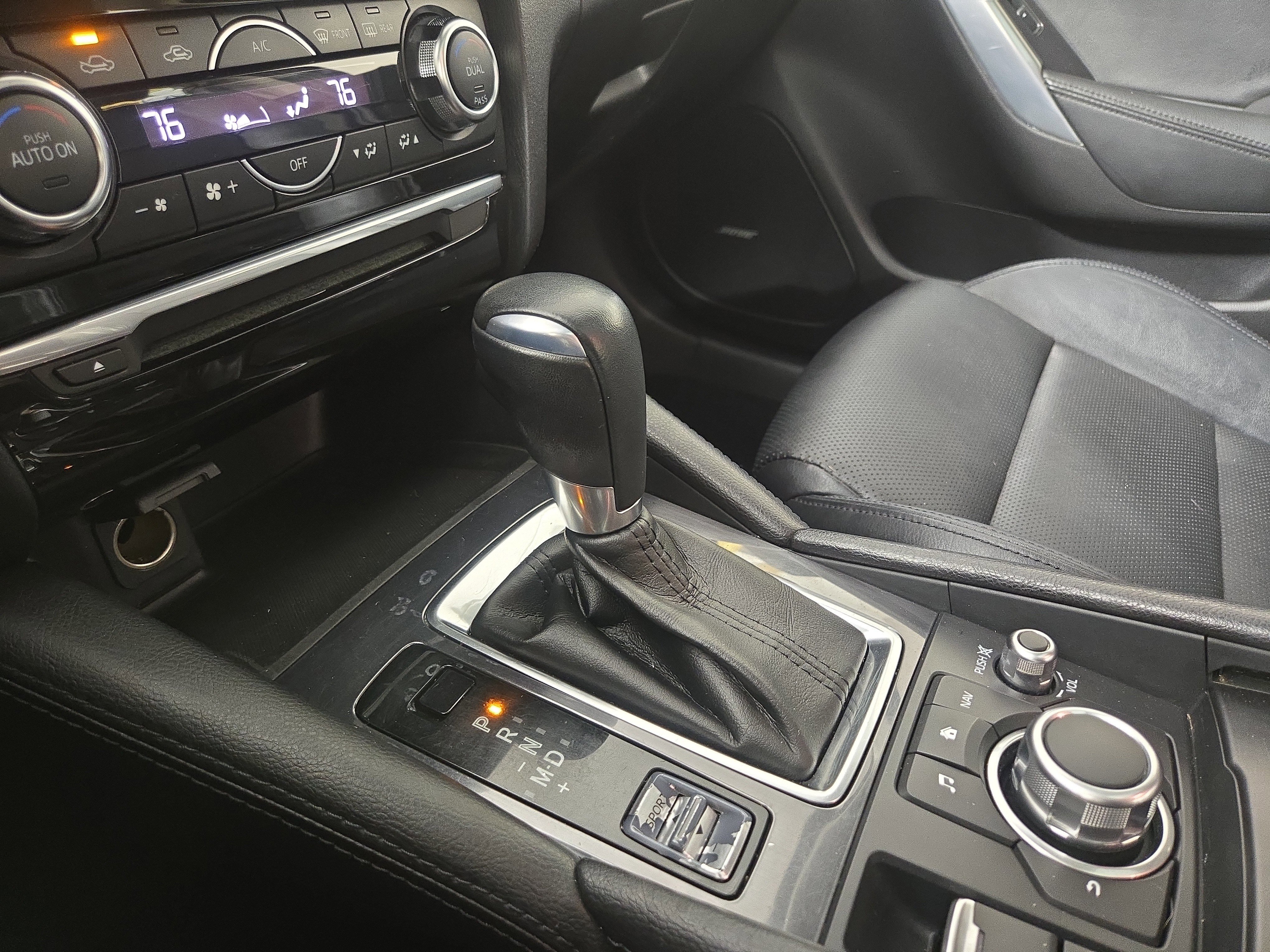 Used 2017 MAZDA MAZDA6 Touring image 24