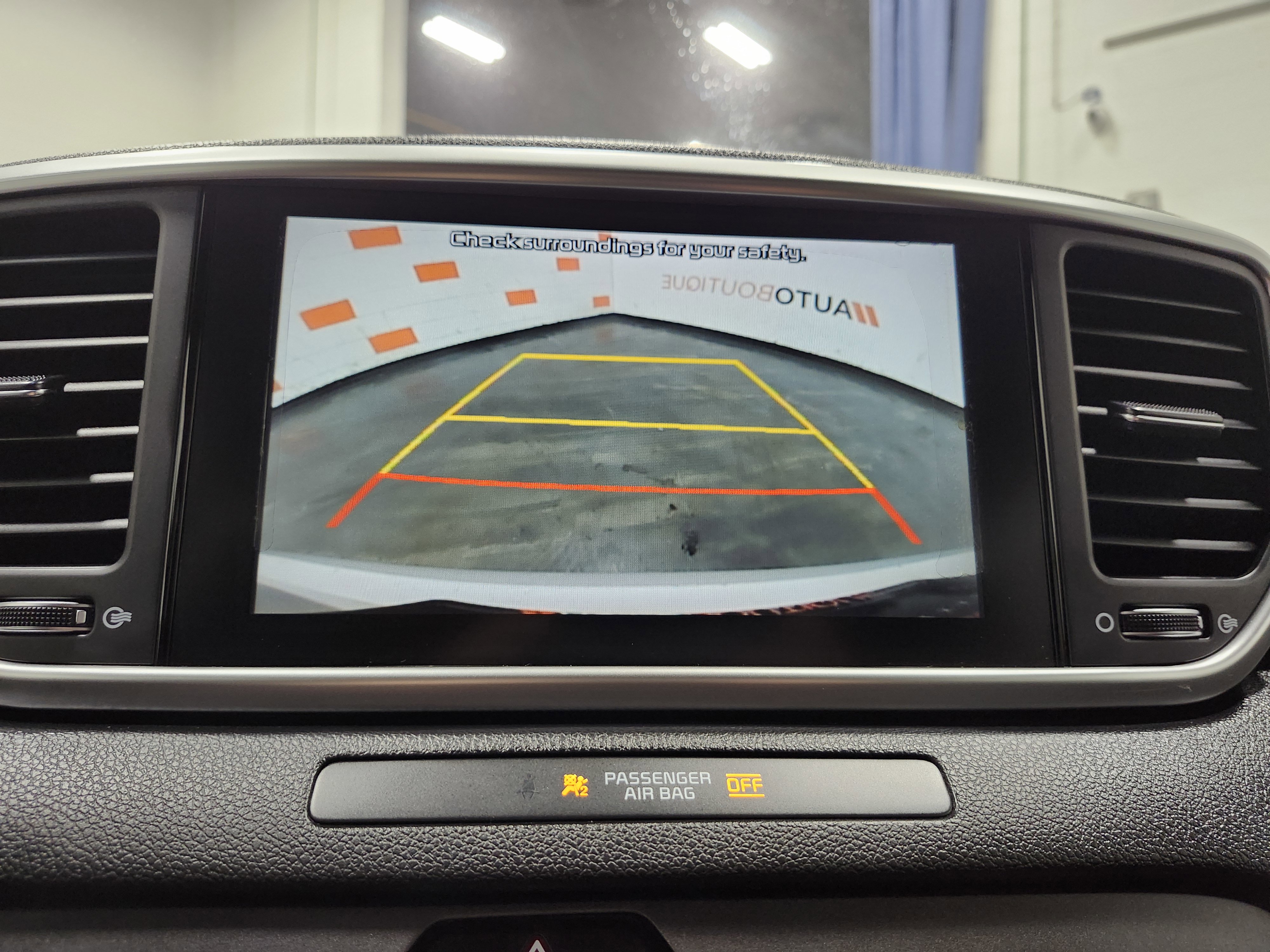 Used 2020 Kia Sportage LX w/ LX Popular Package image 2