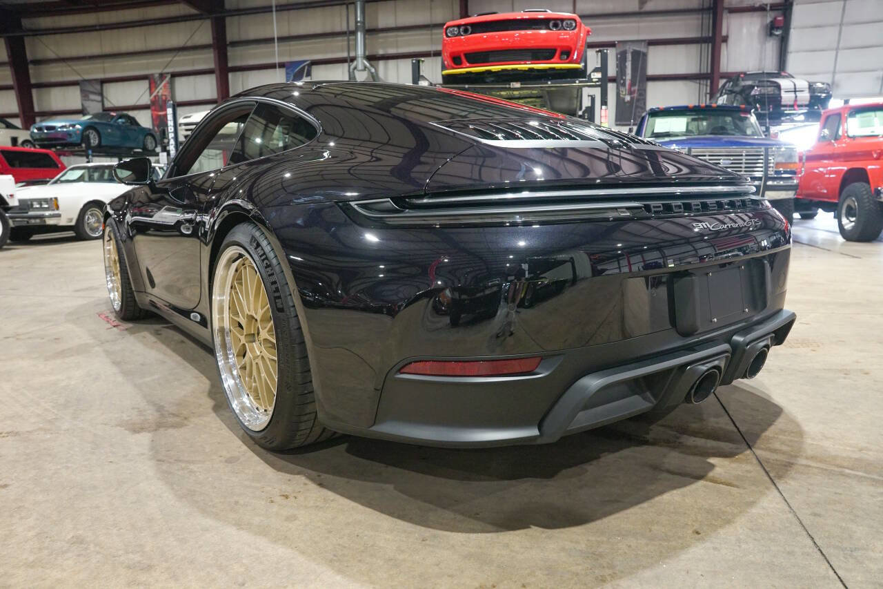 Used 2025 Porsche 911 GTS image 6
