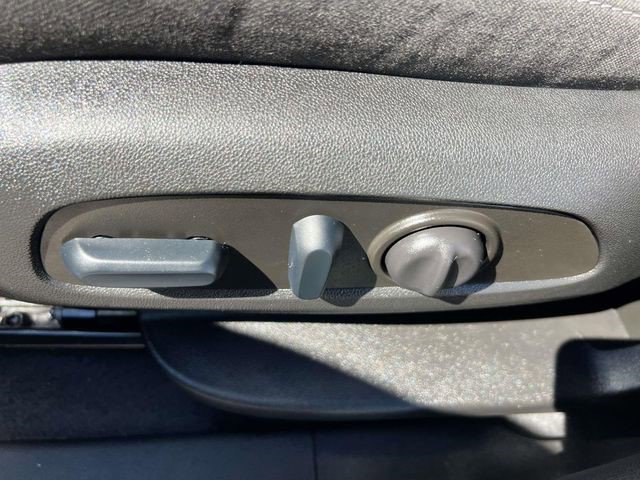 Certified 2023 Chevrolet Equinox LS w/ LS Convenience Package FWD image 19