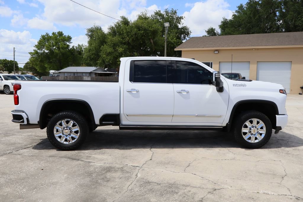 Certified 2024 Chevrolet Silverado 2500 High Country w/ Technology Package AWD/4WD image 10