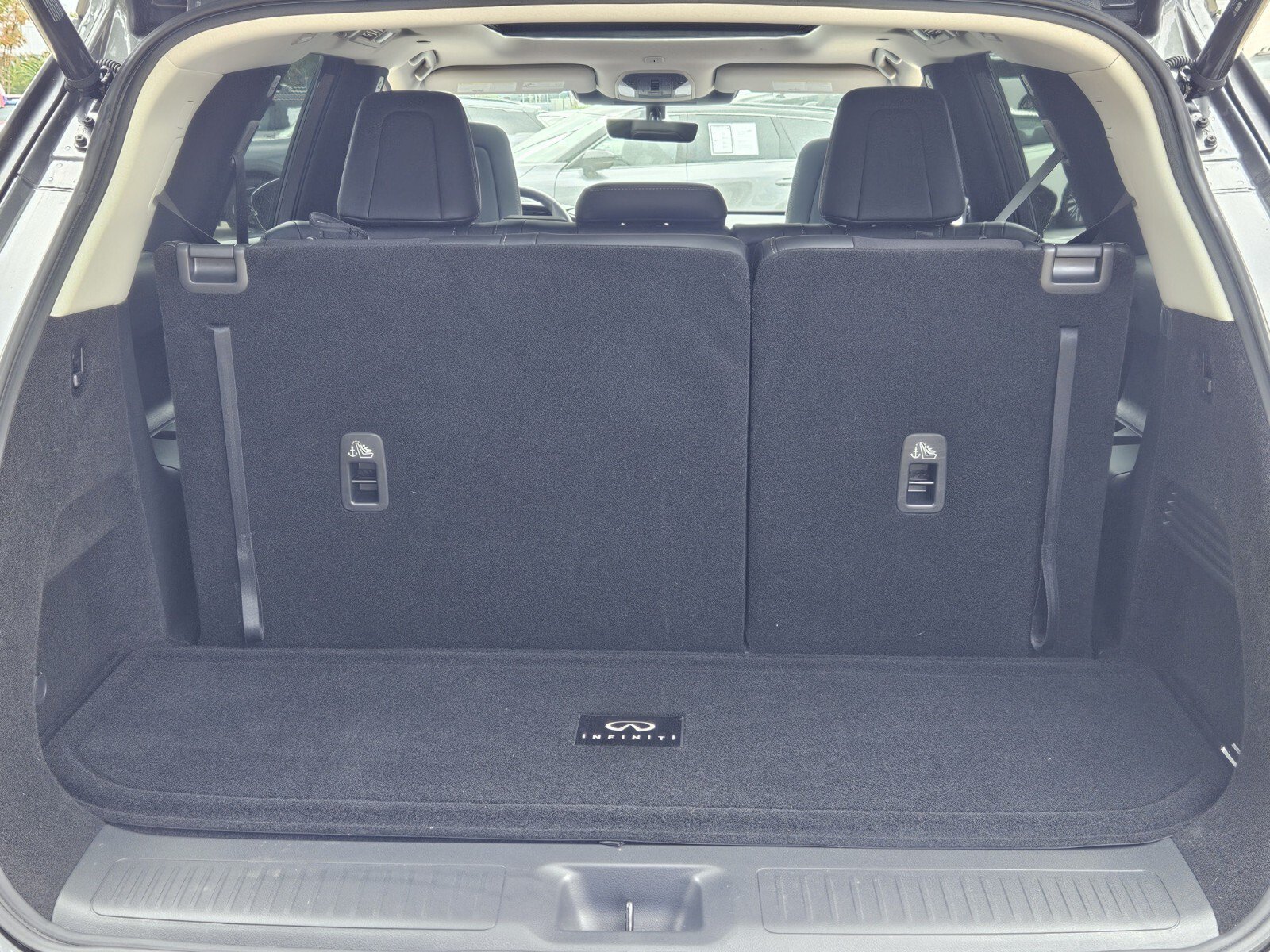 Certified 2026 INFINITI QX60 Pure w/ Cargo Package FWD image 31