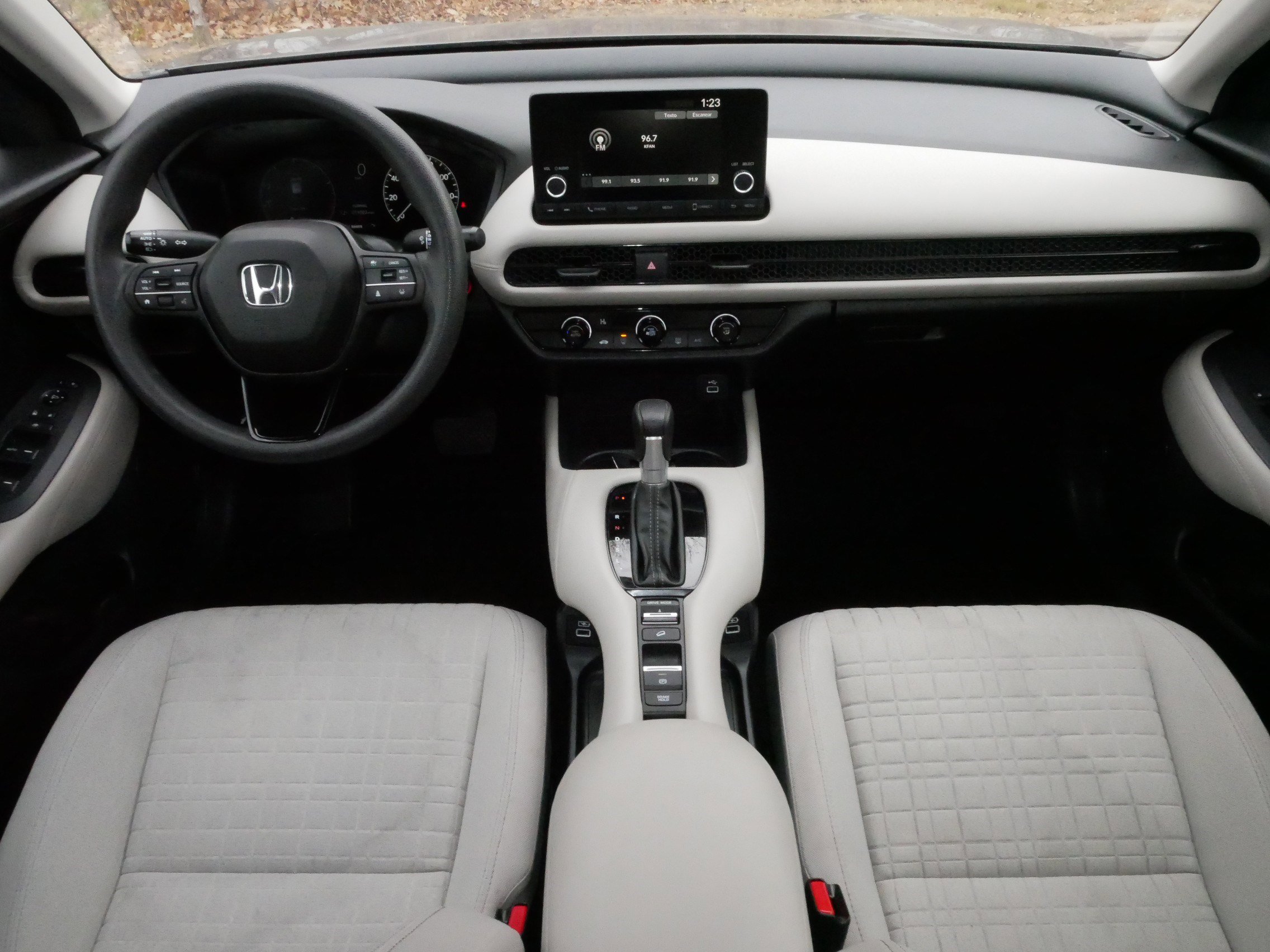 Certified 2023 Honda HR-V LX image 10