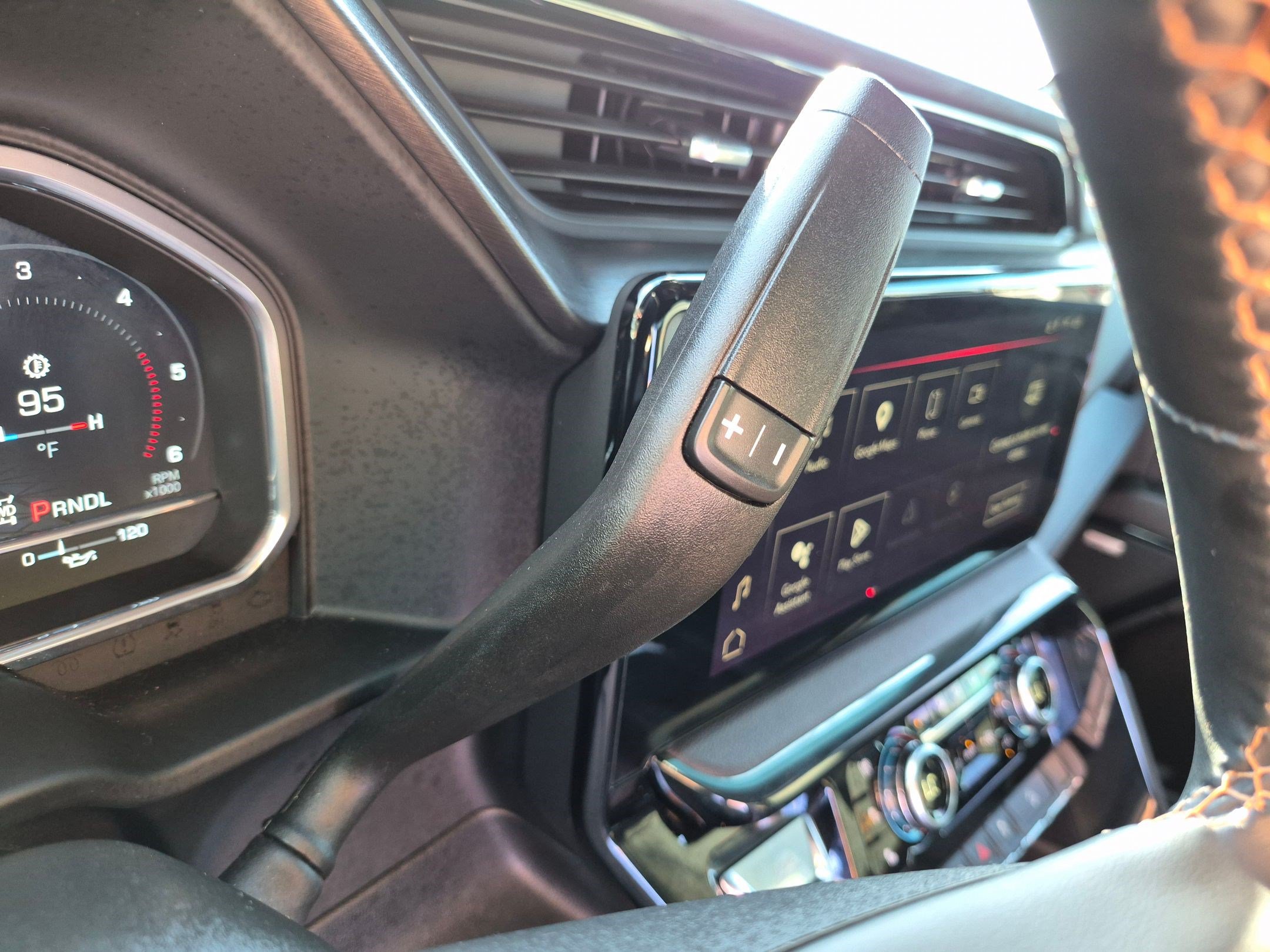 Used 2024 GMC Sierra 3500 AT4 w/ Technology Package AWD/4WD image 30