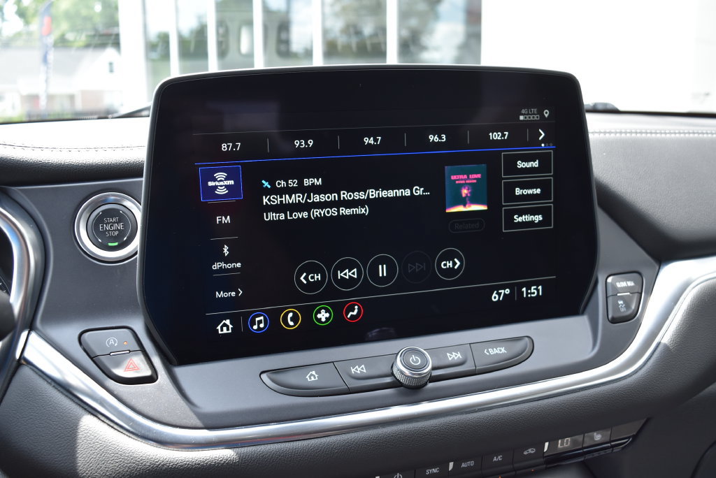 Used 2025 Chevrolet Blazer LT FWD image 13