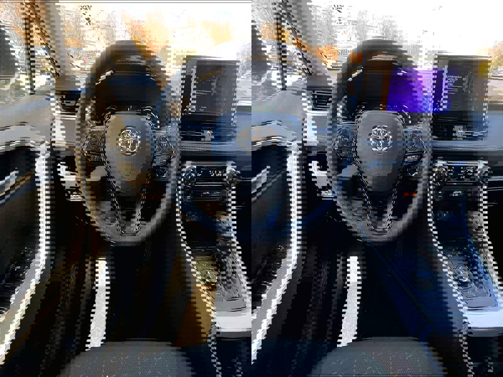 Used 2025 Toyota RAV4 XLE image 17