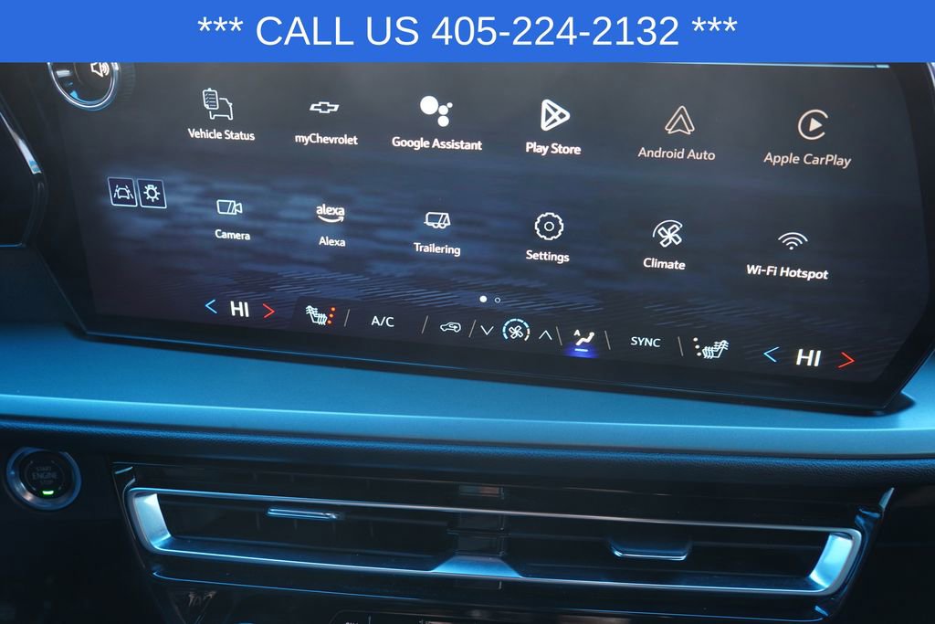 Used 2025 Chevrolet Traverse LT image 37