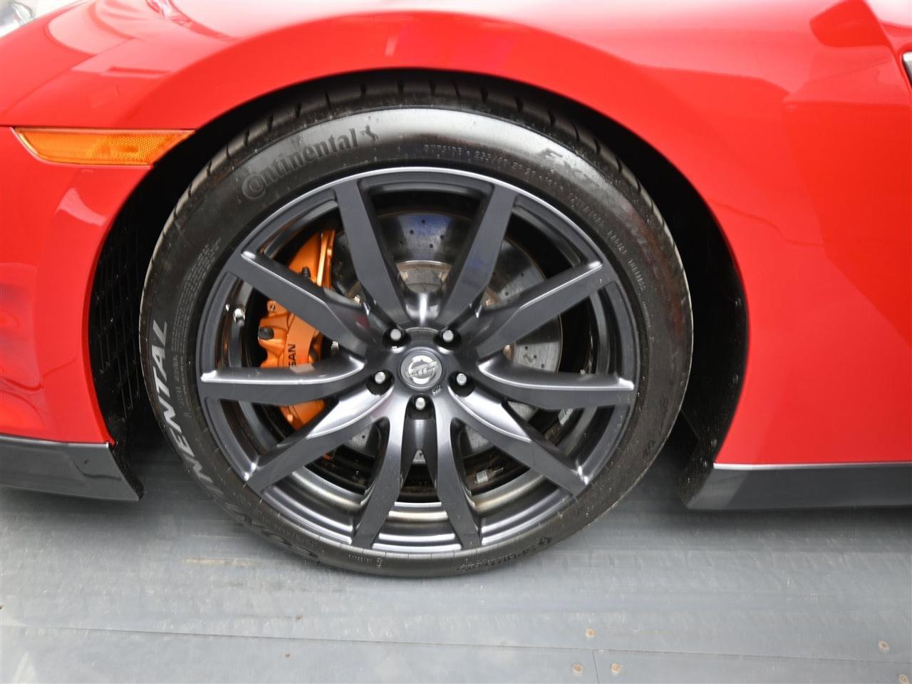 Used 2013 Nissan GT-R Premium AWD/4WD image 16