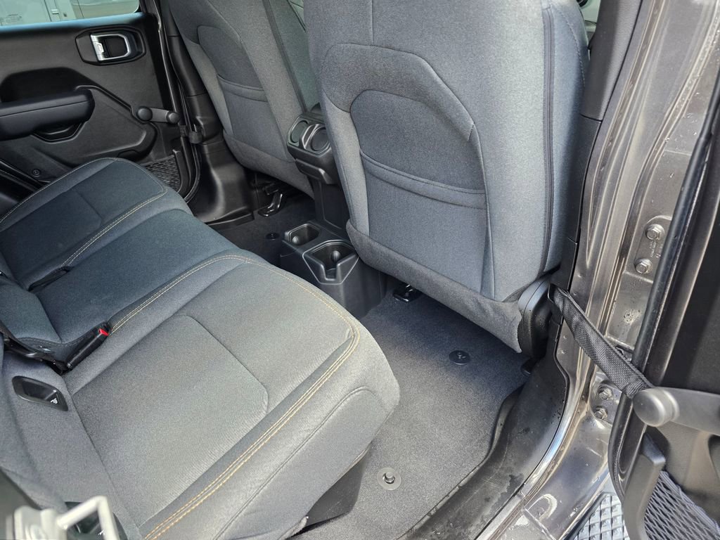 Certified 2024 Jeep Gladiator Sport image 29