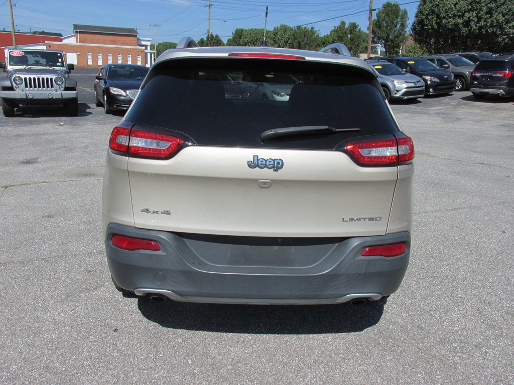 Used 2014 Jeep Cherokee Limited AWD/4WD image 4