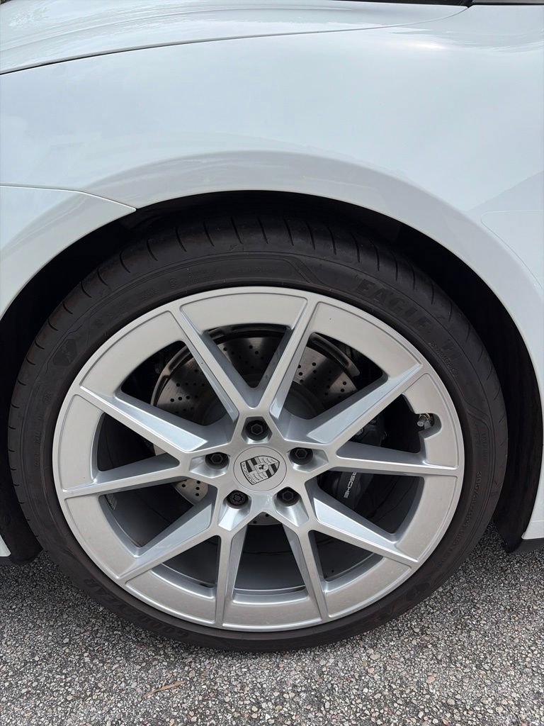 Certified 2025 Porsche 911 Carrera RWD image 16