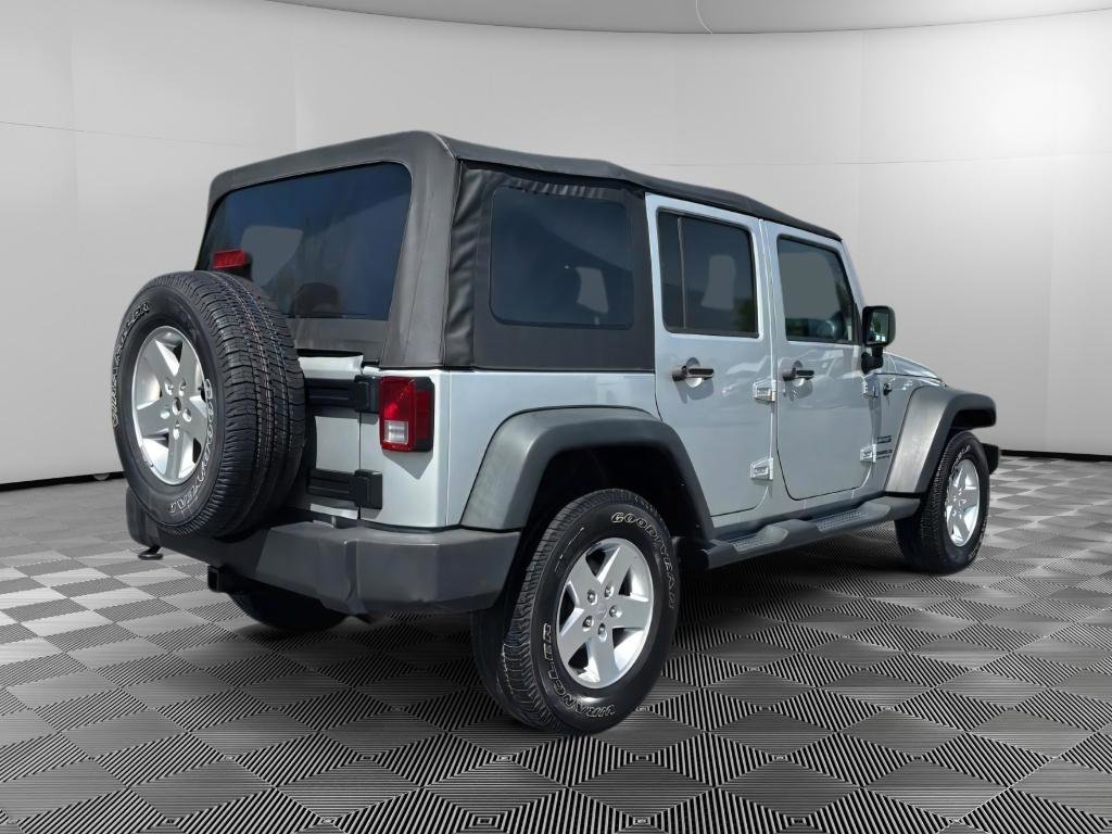 Used 2012 Jeep Wrangler Unlimited Sport AWD/4WD image 4