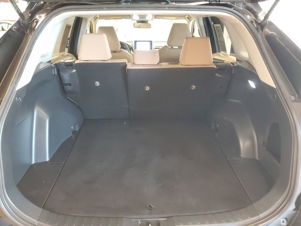 Certified 2023 Toyota RAV4 LE image 8