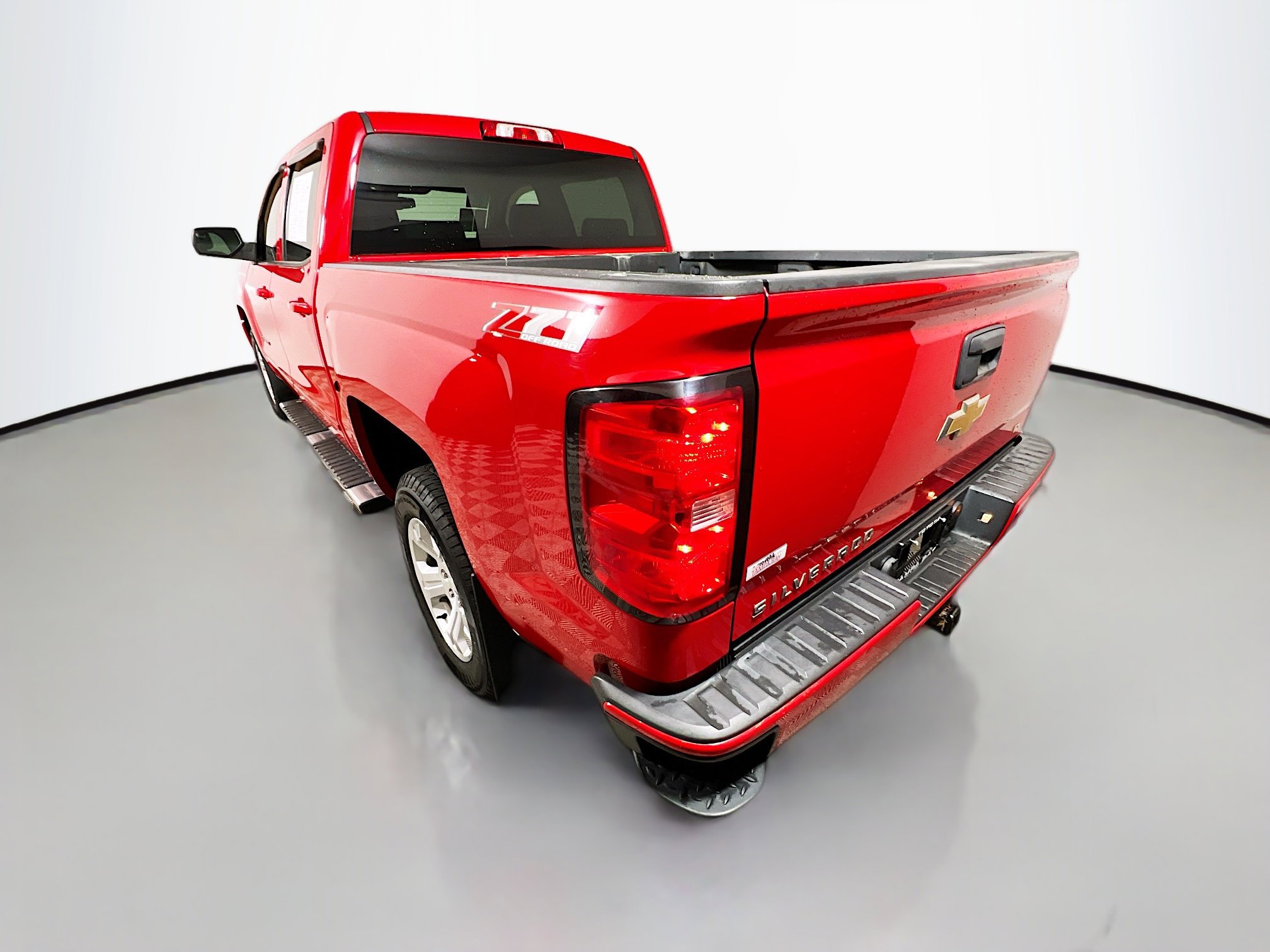 Used 2018 Chevrolet Silverado 1500 LT w/ All Star Edition image 8