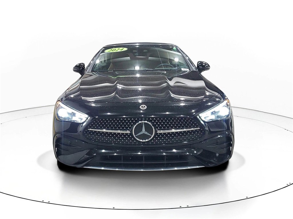 Used 2024 Mercedes-Benz CLE 450 4MATIC Cabriolet image 2