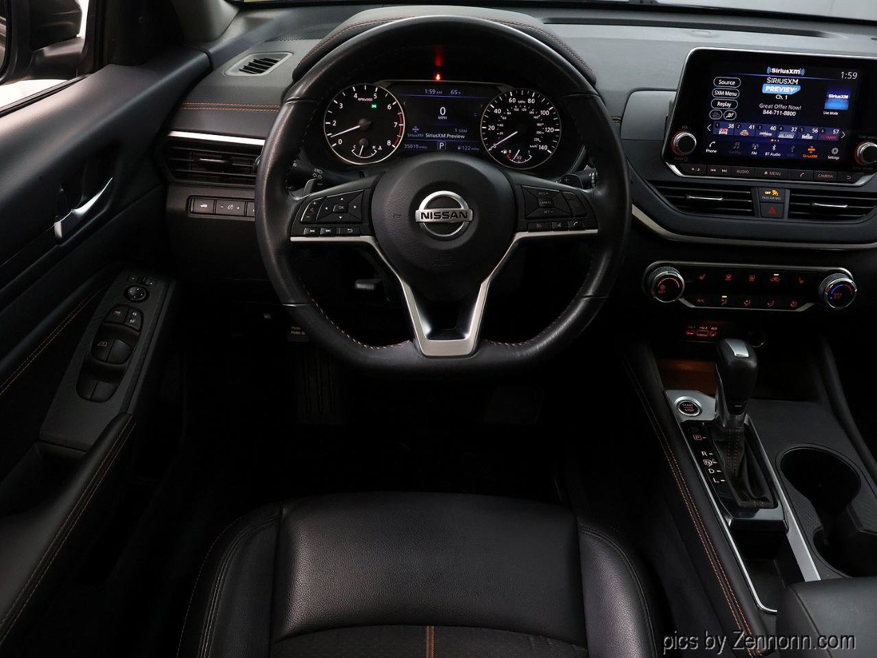 Used 2022 Nissan Altima 2.5 SR w/ Midnight Edition Package FWD image 17